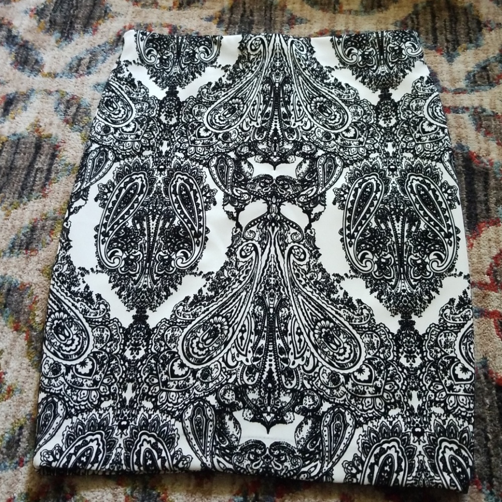 Skirt.  Size M